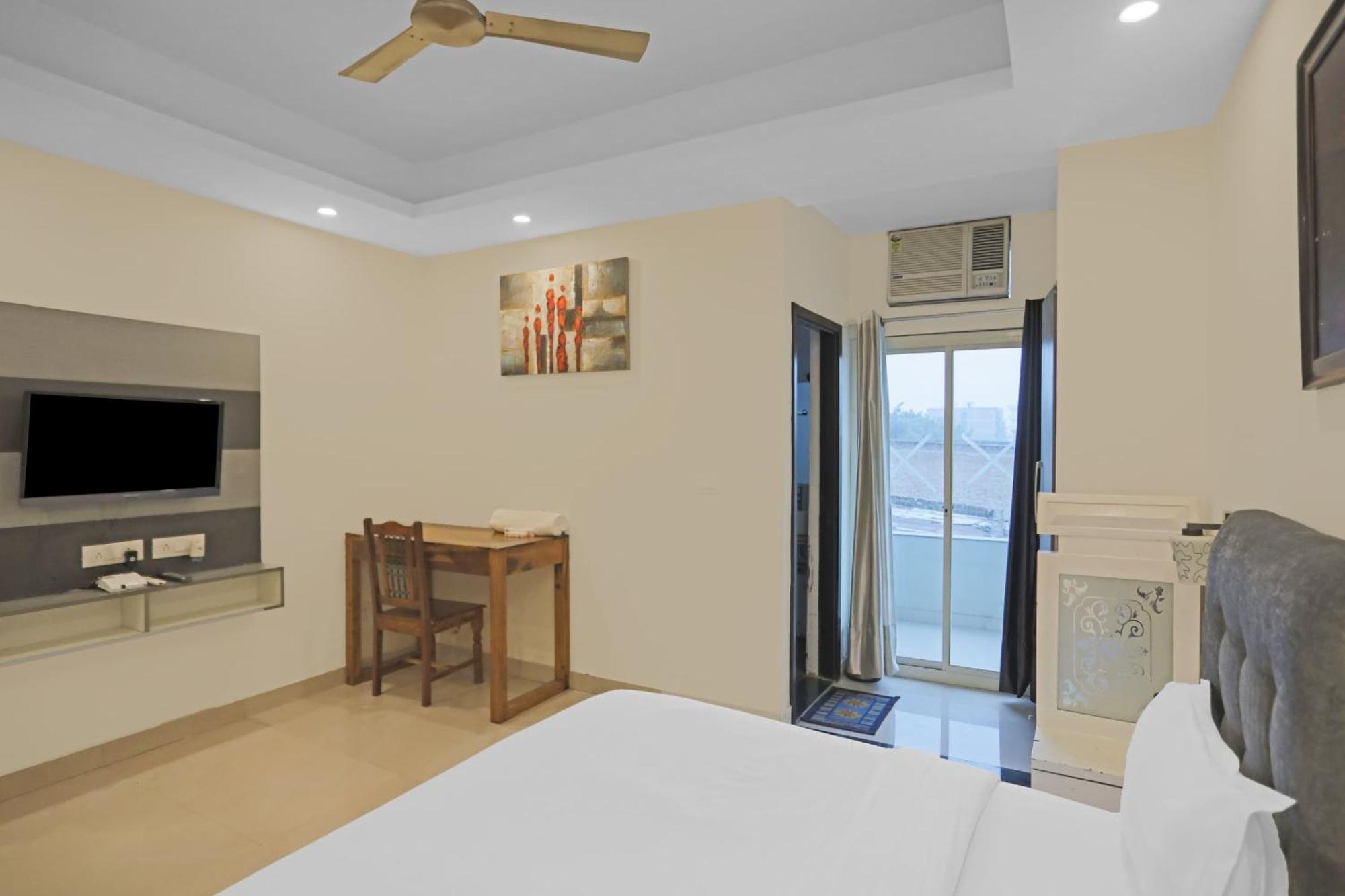 Hotel O Heart Beat Hotel Grander Noida Exterior foto