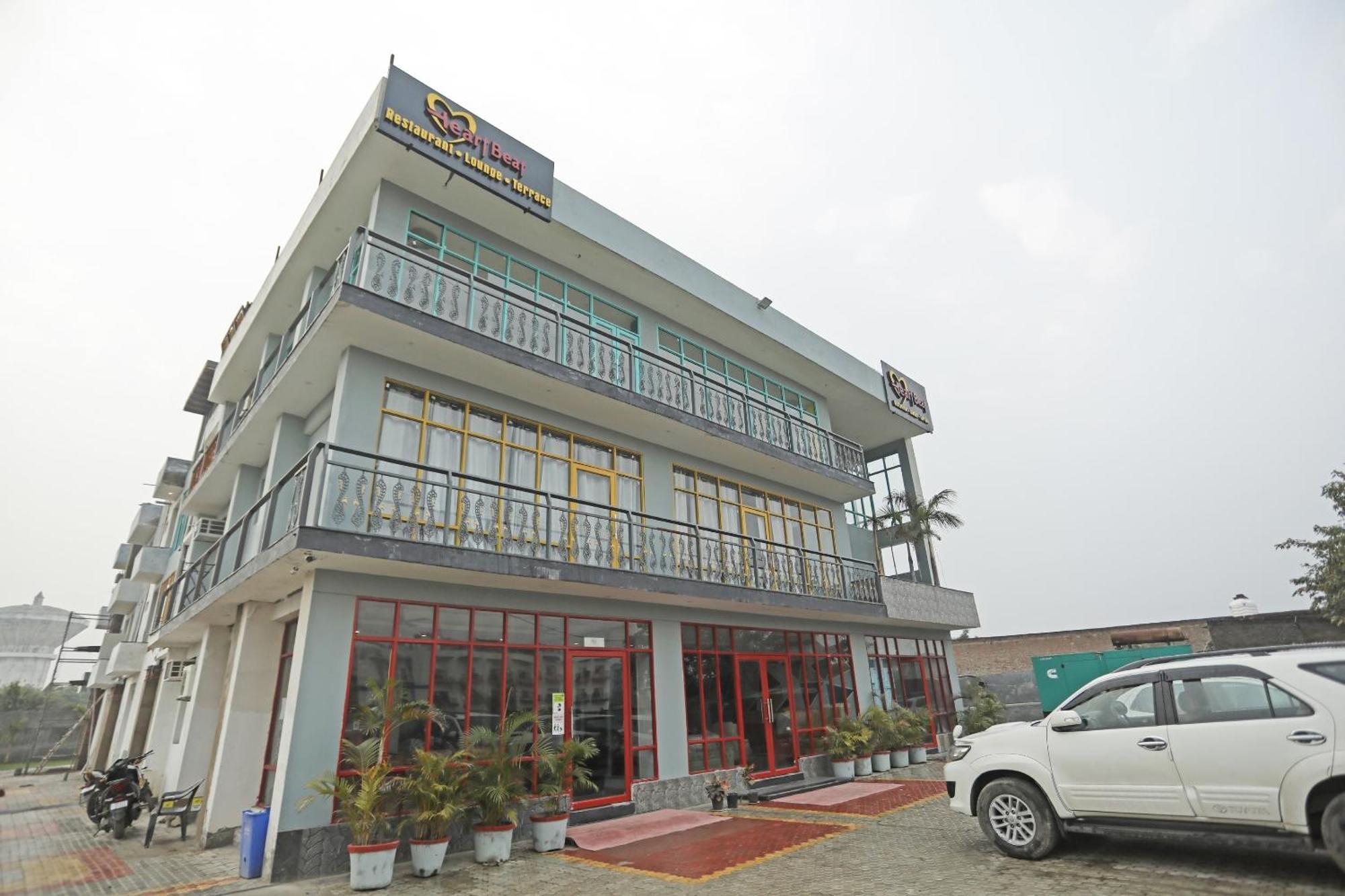 Hotel O Heart Beat Hotel Grander Noida Exterior foto